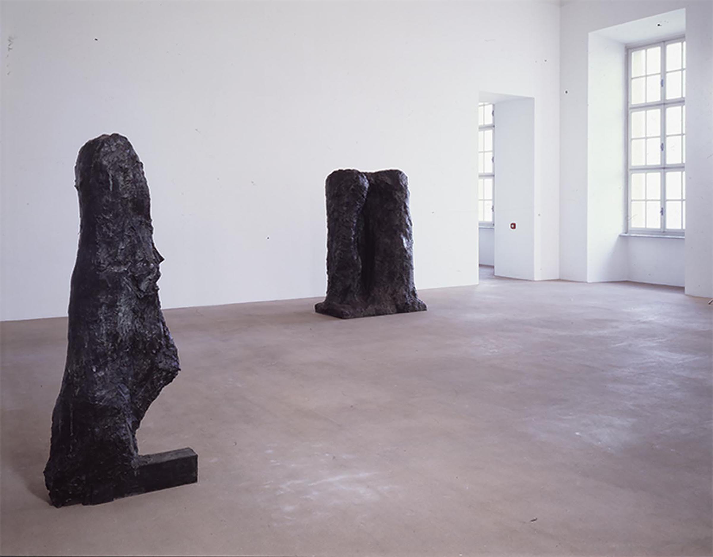 Per Kirkeby, Der grosse Kopf mit Arm, 1983 and Tor I, 1987